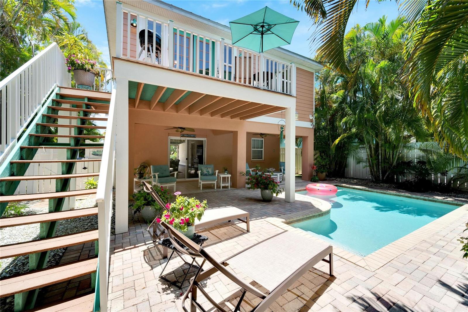 PALM PLACE - Residential