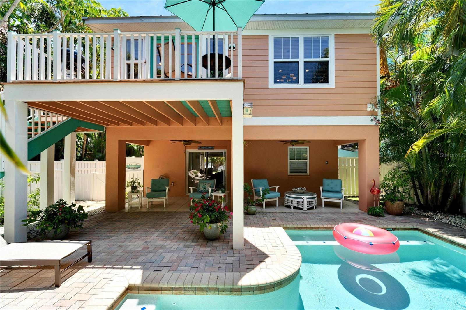 PALM PLACE - Residential