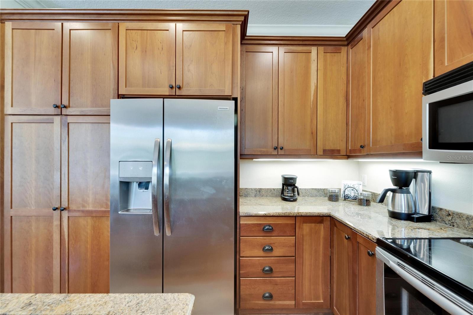 PALM PLACE - Residential