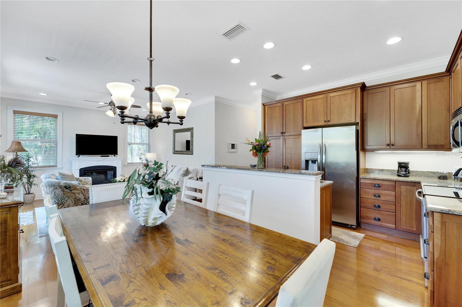 PALM PLACE - Residential