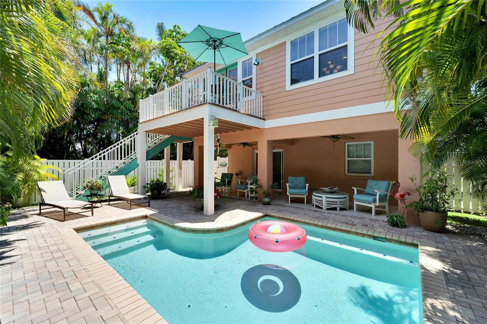 PALM PLACE - Residential