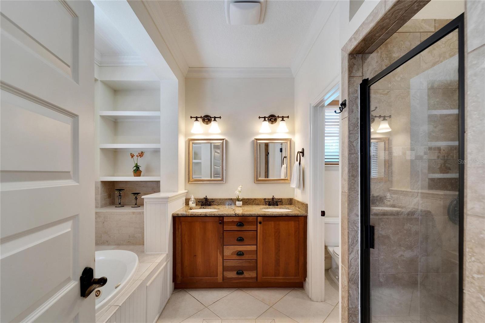 PALM PLACE - Residential