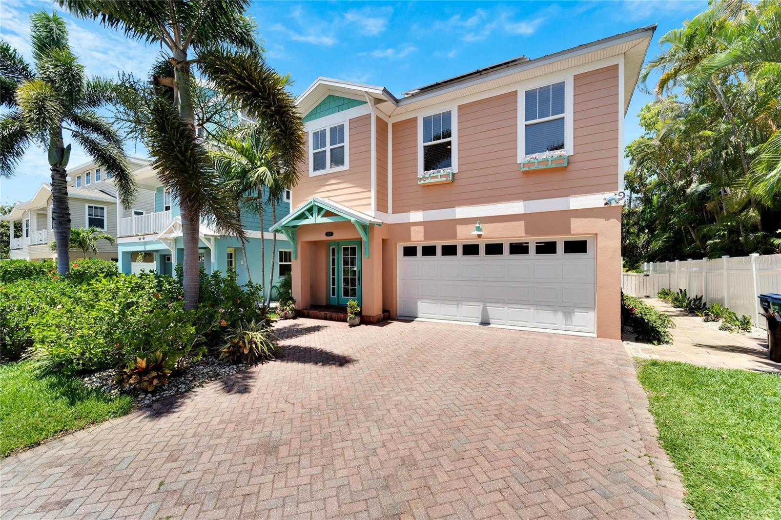 PALM PLACE - Residential