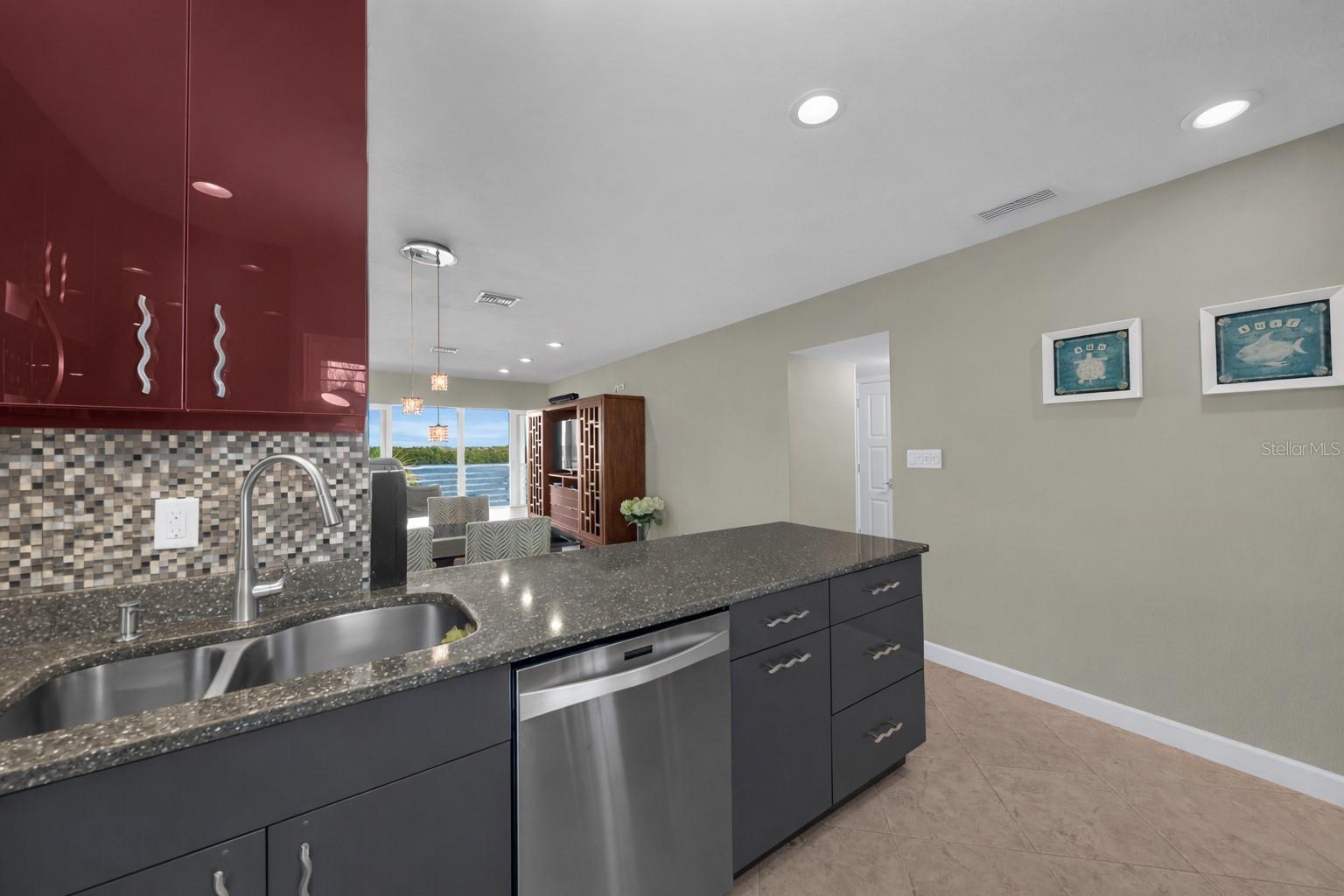 LONGBOAT HARBOUR - Residential