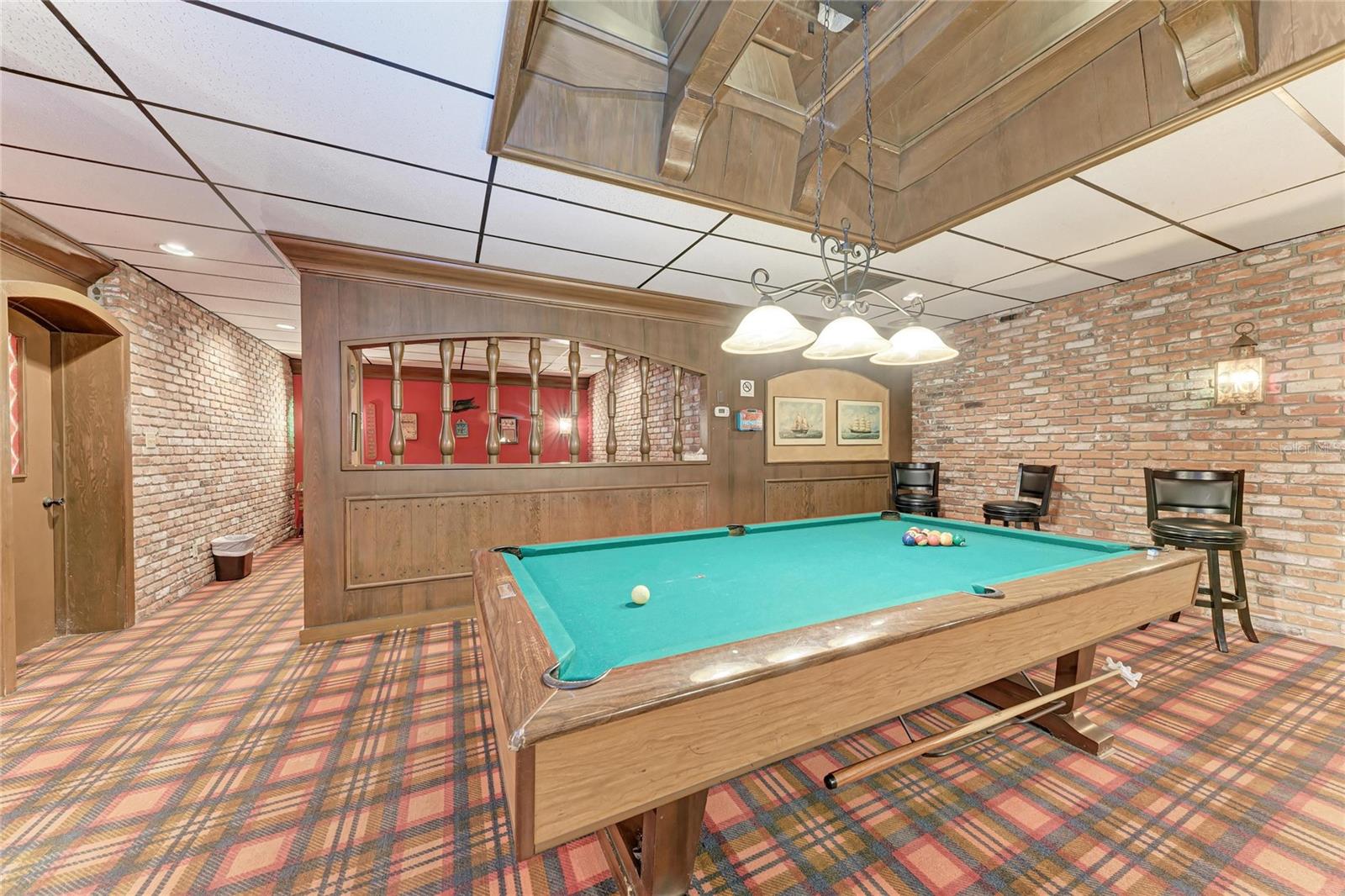 LONGBOAT HARBOUR - Residential