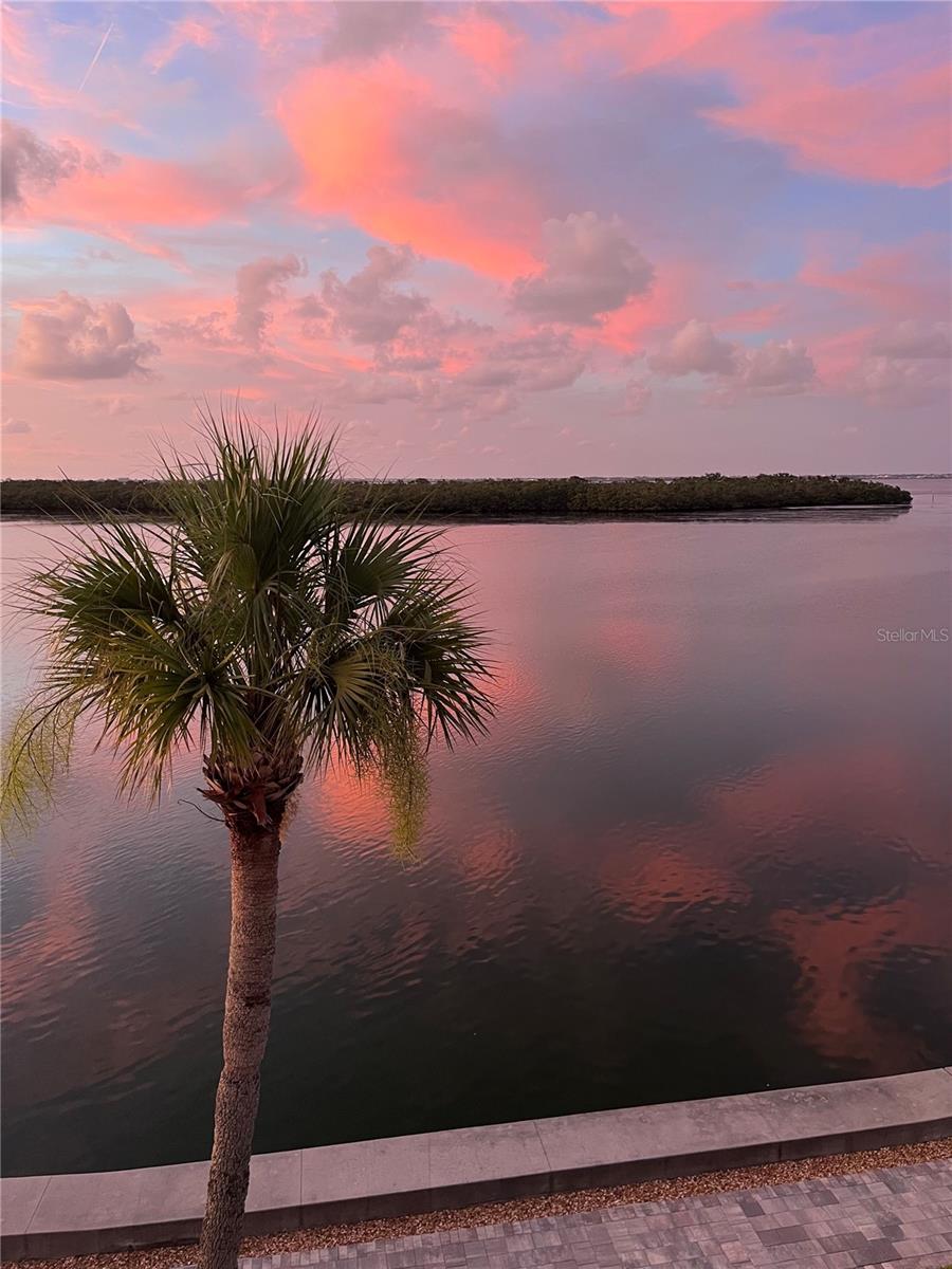 LONGBOAT HARBOUR - Residential