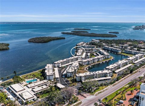 Photo of 4420 Exeter Drive #307, Longboat Key, FL 34228 (MLS # A4678151)