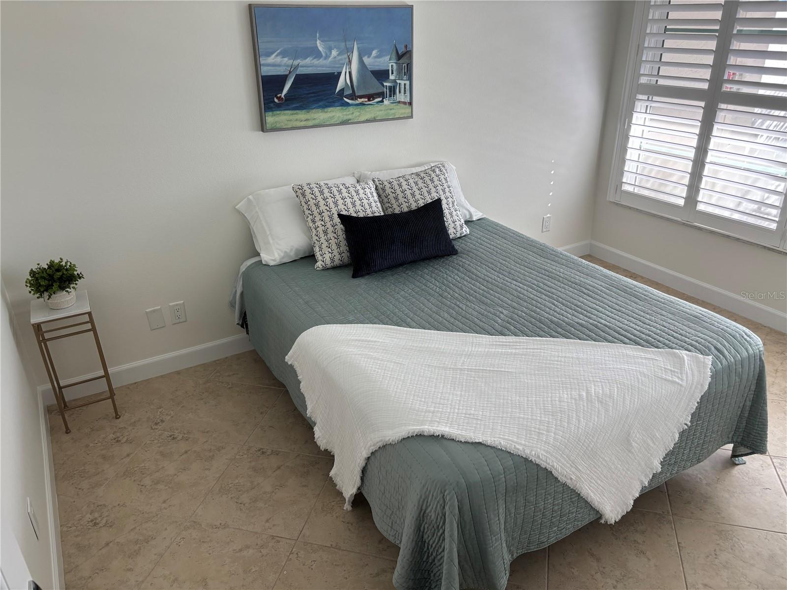 LONGBOAT HARBOUR - Residential