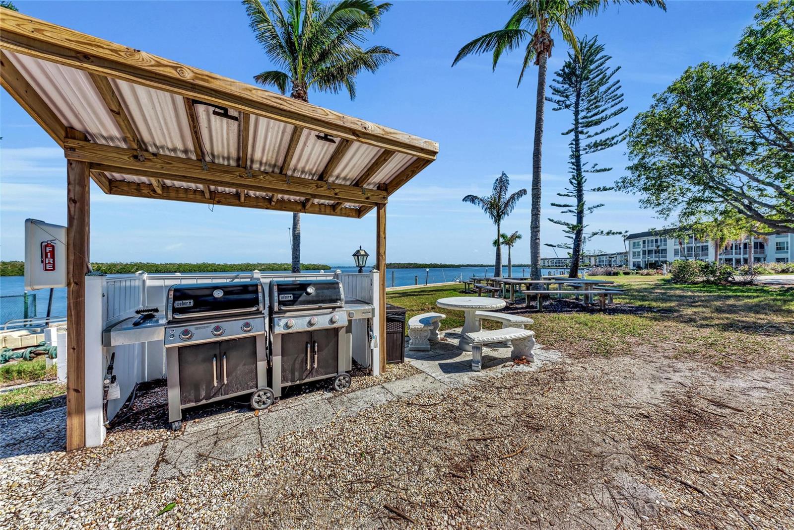 LONGBOAT HARBOUR - Residential