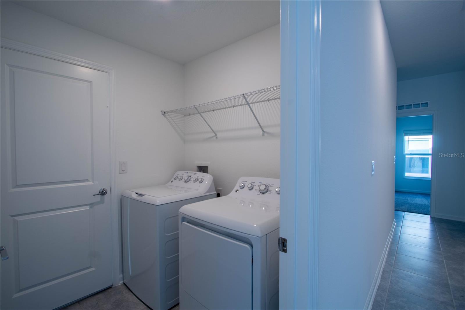 TRINITY LAKES 50 - Residential Lease