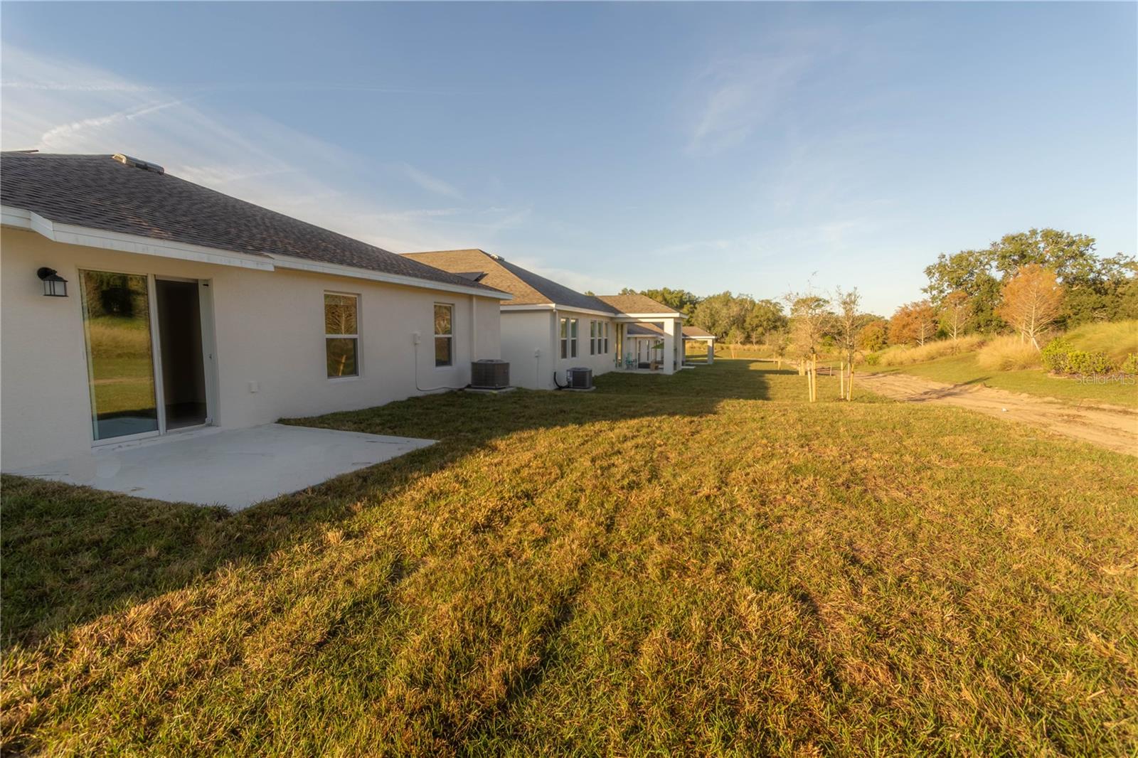 TRINITY LAKES 50 - Residential Lease