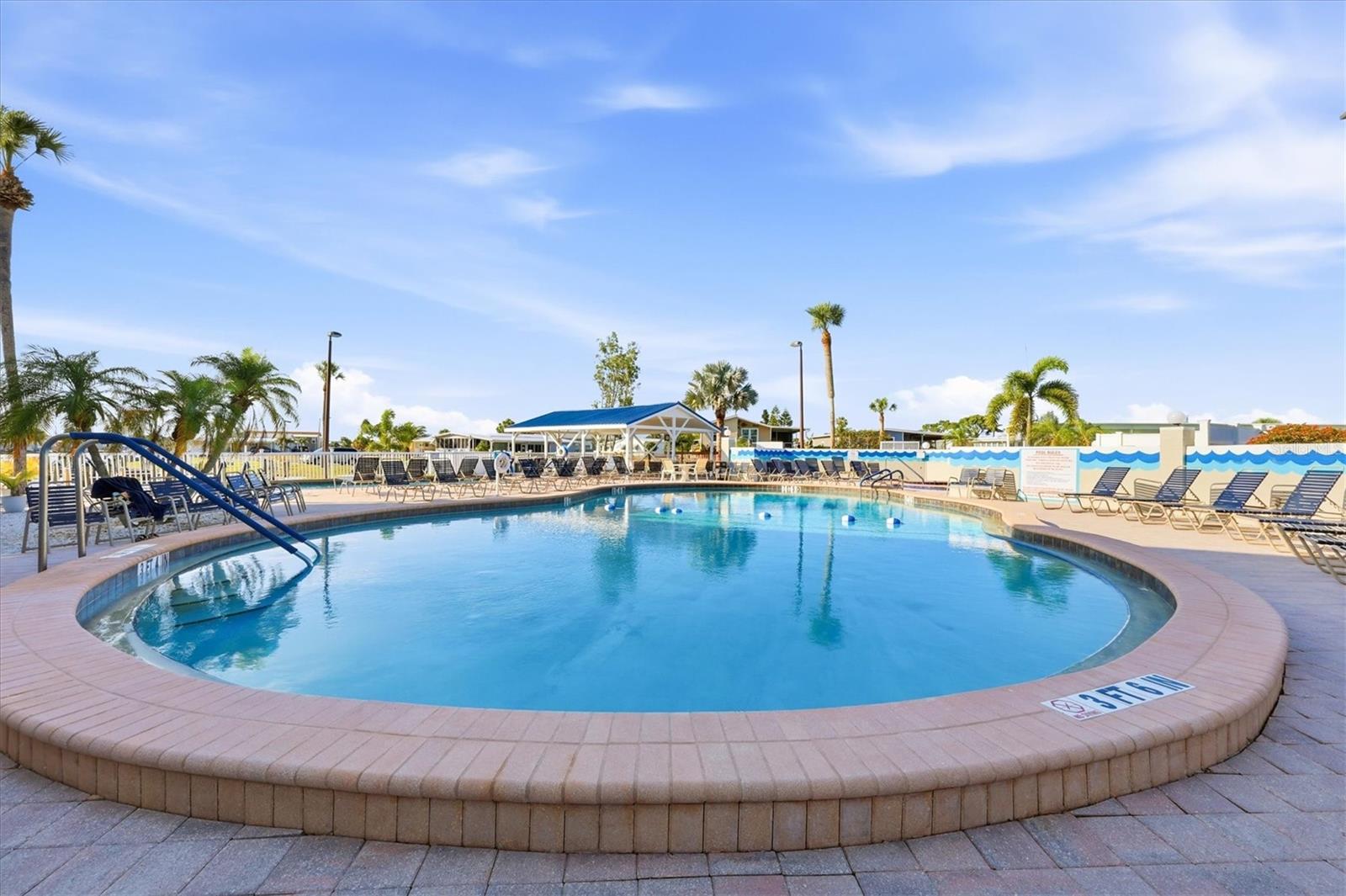 HARBOR COVE - Residential