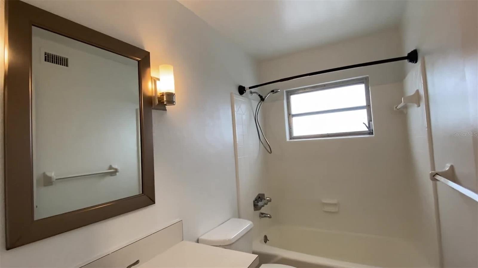 COLLEGE PARK - Residential Income