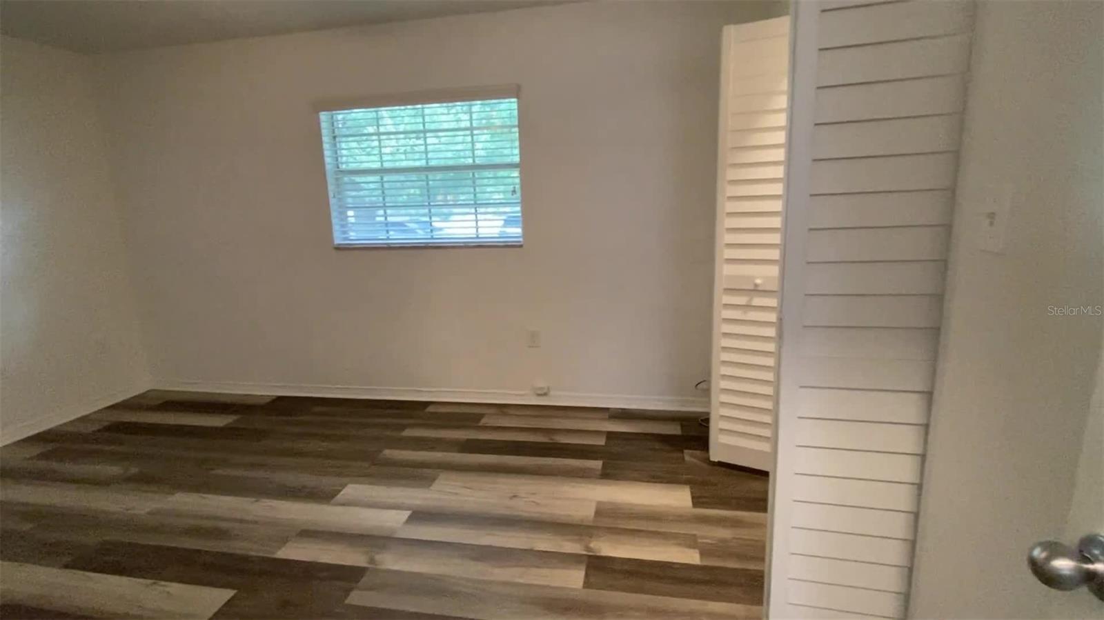 COLLEGE PARK - Residential Income
