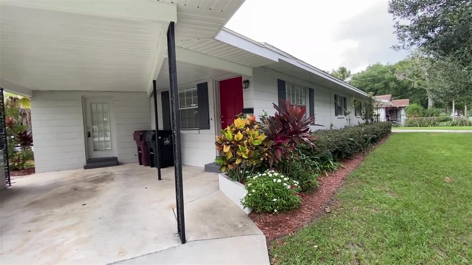 COLLEGE PARK - Residential Income