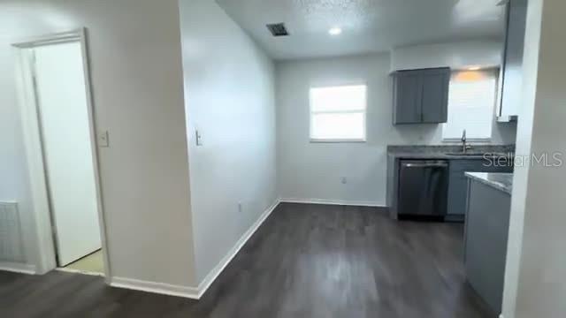 COLLEGE PARK - Residential Income