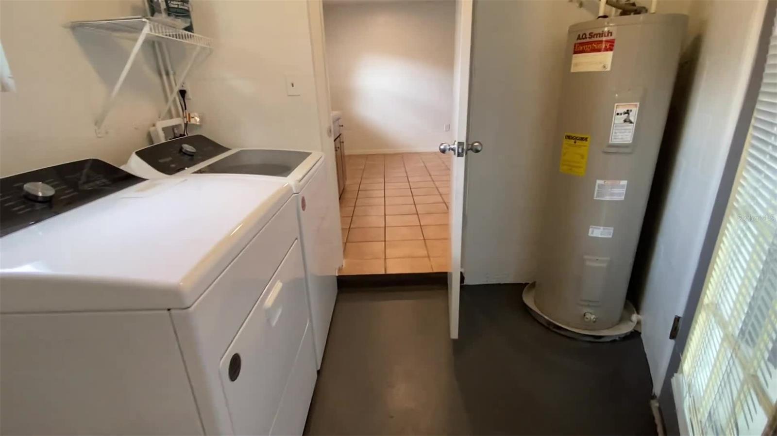 COLLEGE PARK - Residential Income