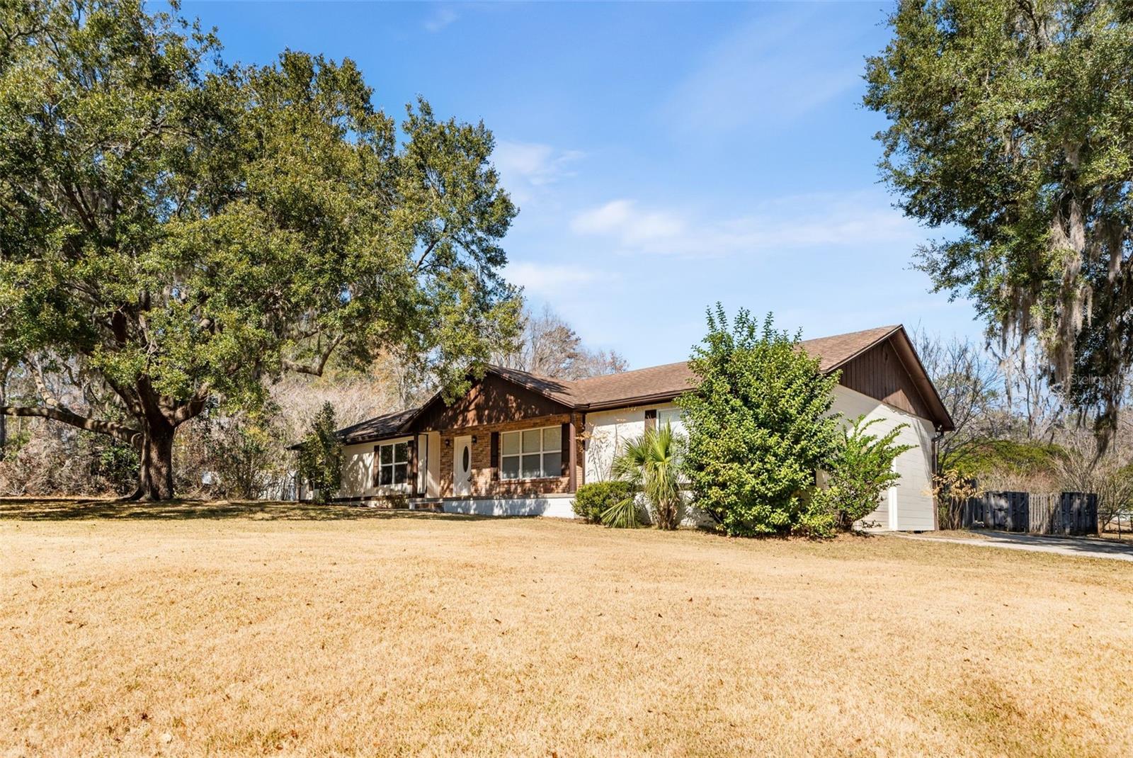 BUCKINGHAM EAST - Residential