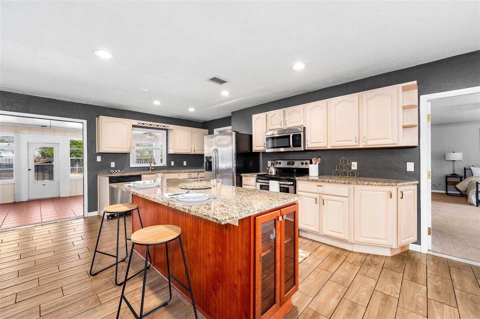 BUCKINGHAM EAST - Residential