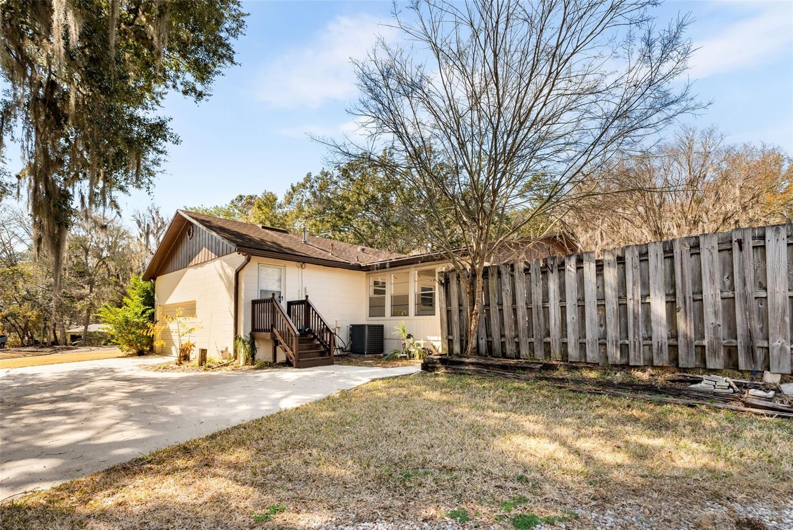 BUCKINGHAM EAST - Residential
