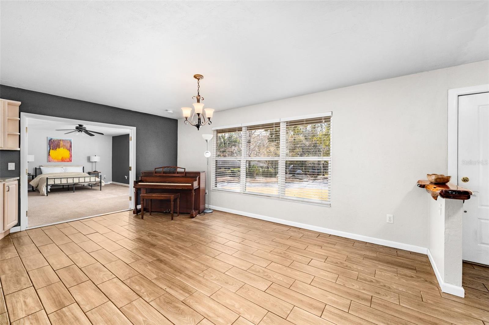 BUCKINGHAM EAST - Residential