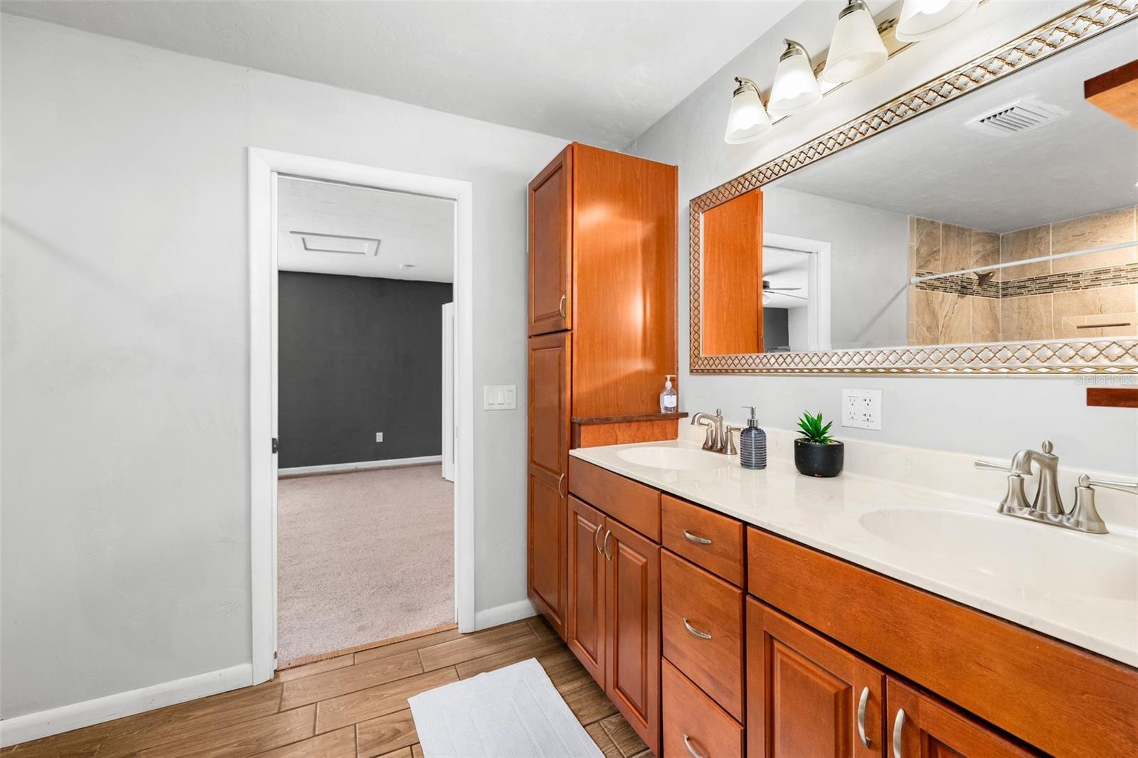 BUCKINGHAM EAST - Residential