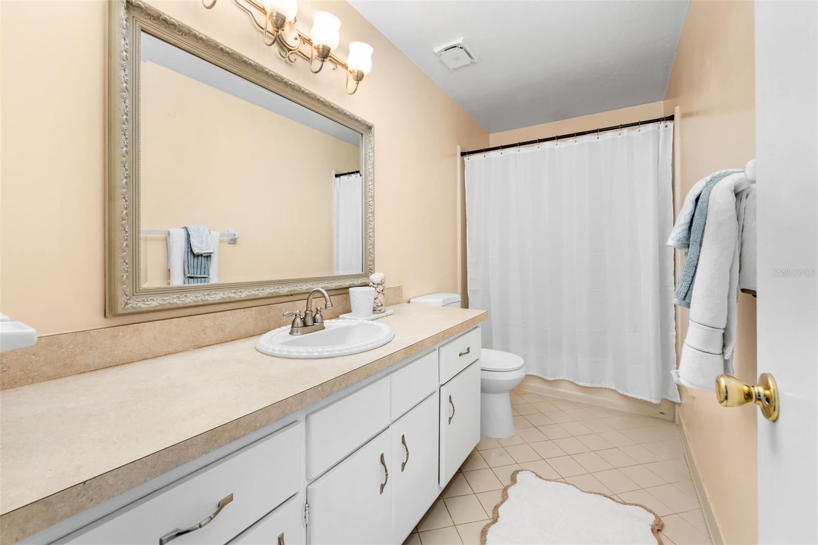 BUCKINGHAM EAST - Residential