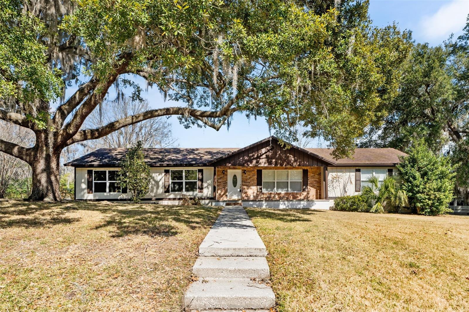 BUCKINGHAM EAST - Residential