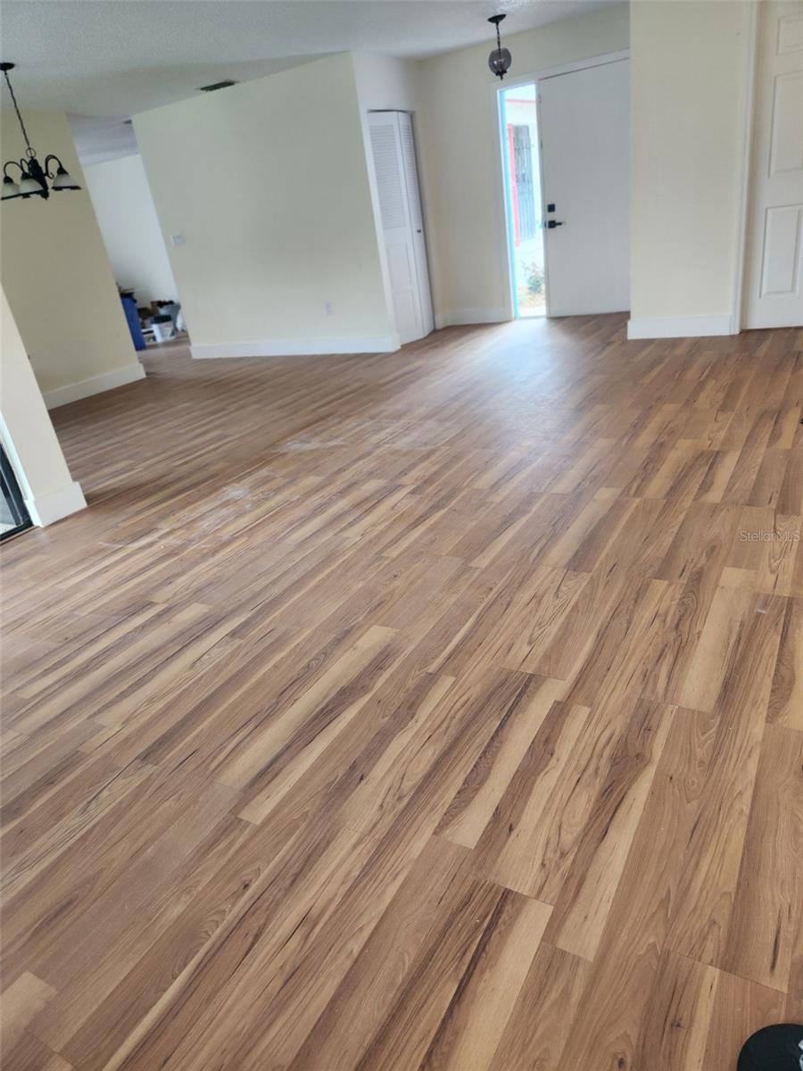 POINCIANA RE-PLAT PT NBRHD 01 VILLAGE 03 - Residential