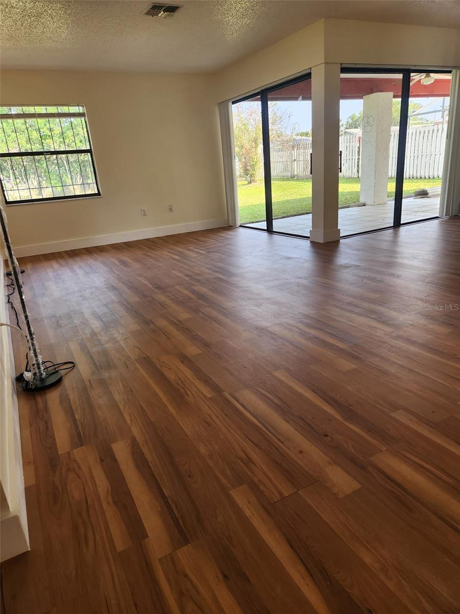 POINCIANA RE-PLAT PT NBRHD 01 VILLAGE 03 - Residential