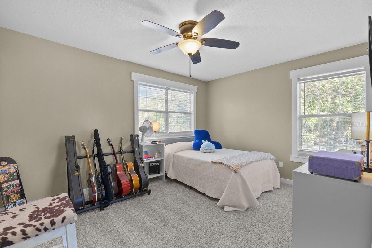 MELROSE LANDING - Residential