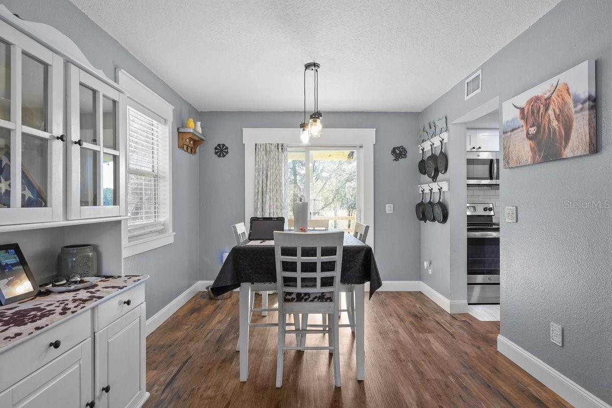 MELROSE LANDING - Residential