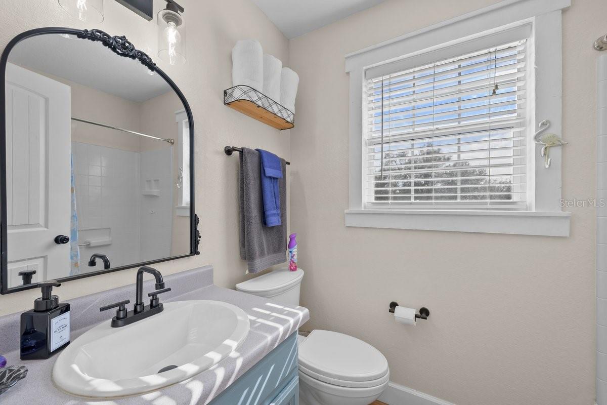 MELROSE LANDING - Residential