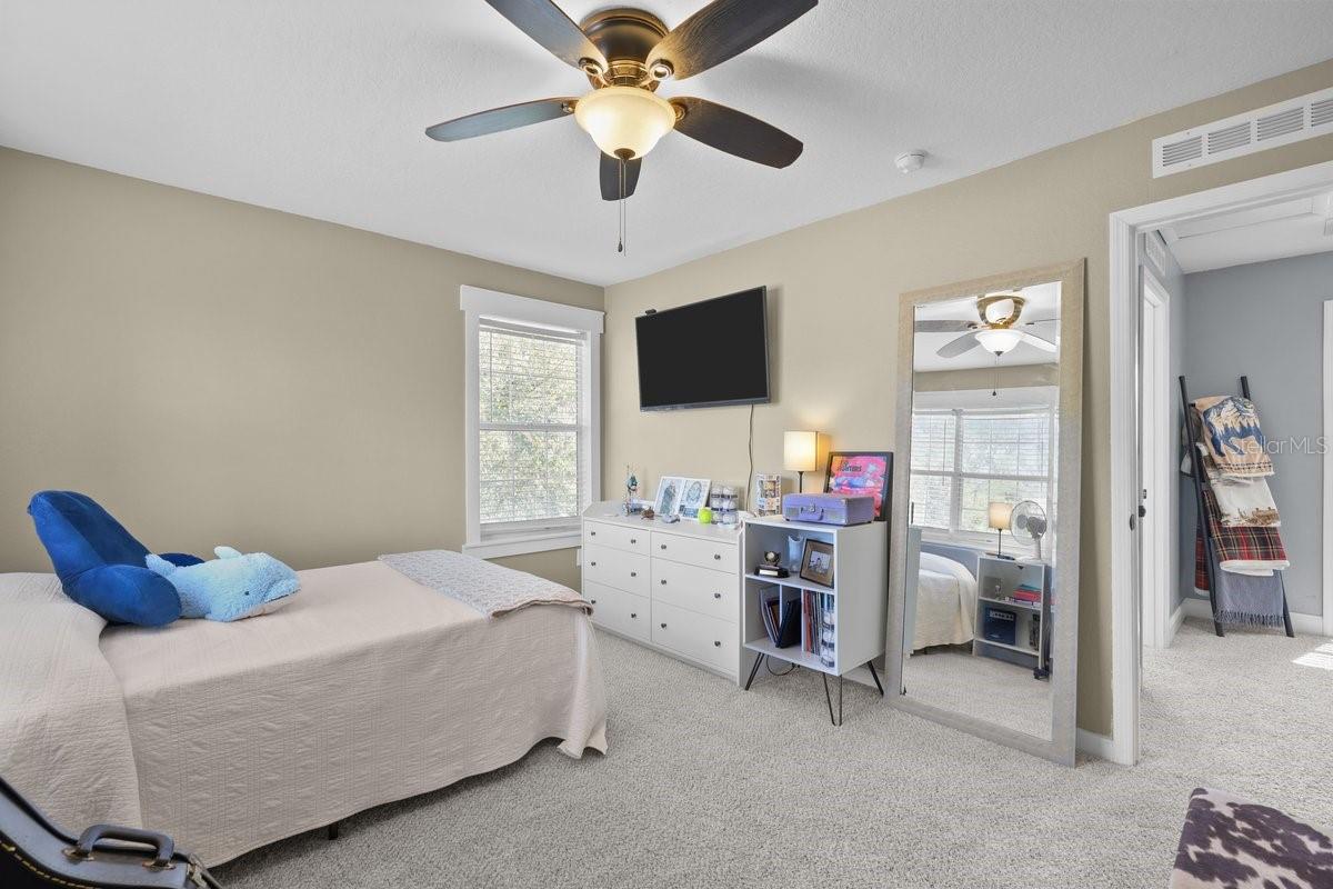 MELROSE LANDING - Residential