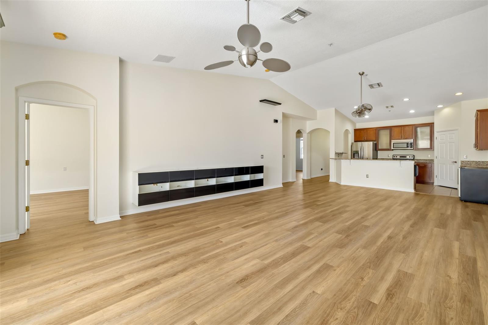 PALMER OAKS PH 1 & 2 - Residential