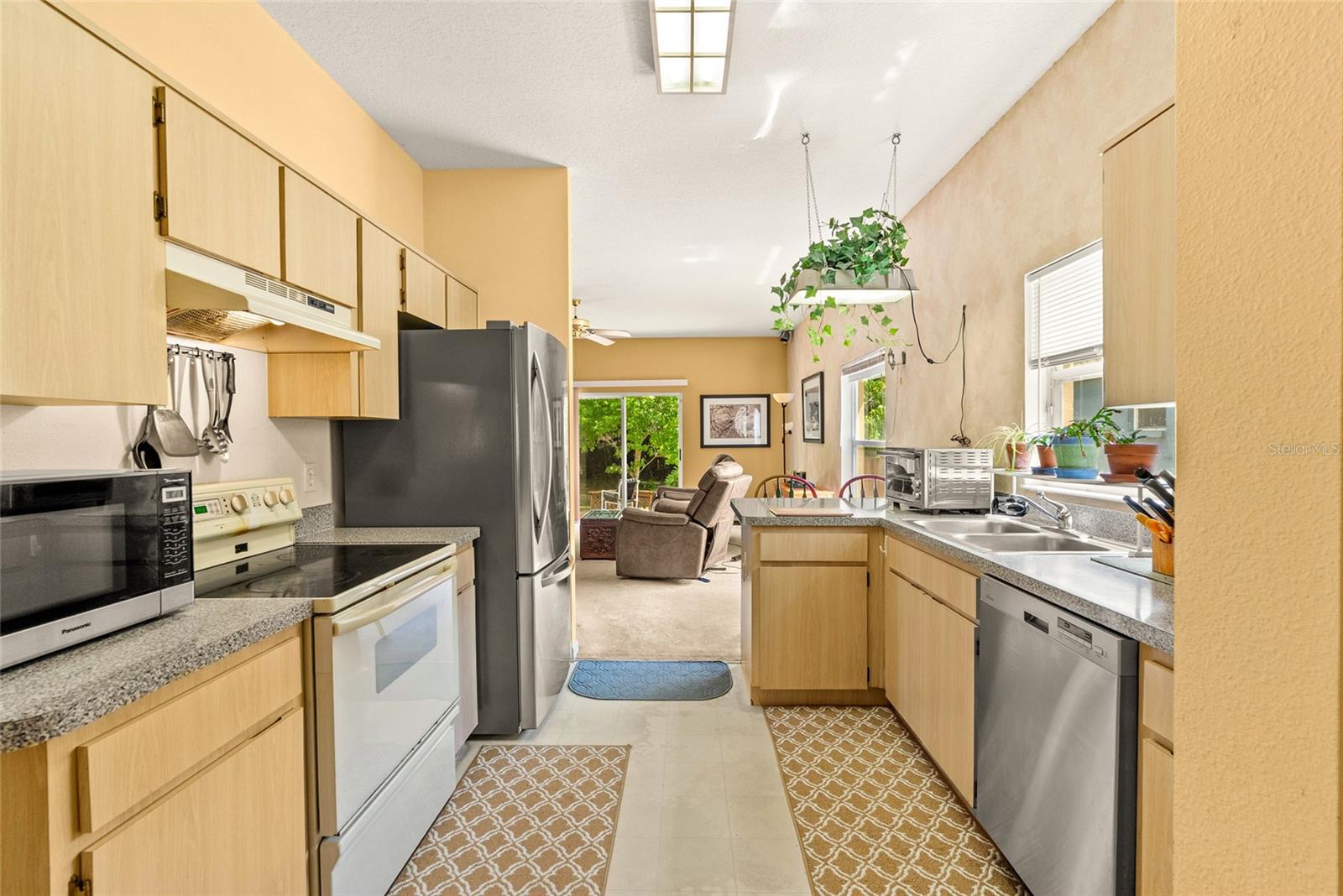 WILMA WEST - Residential