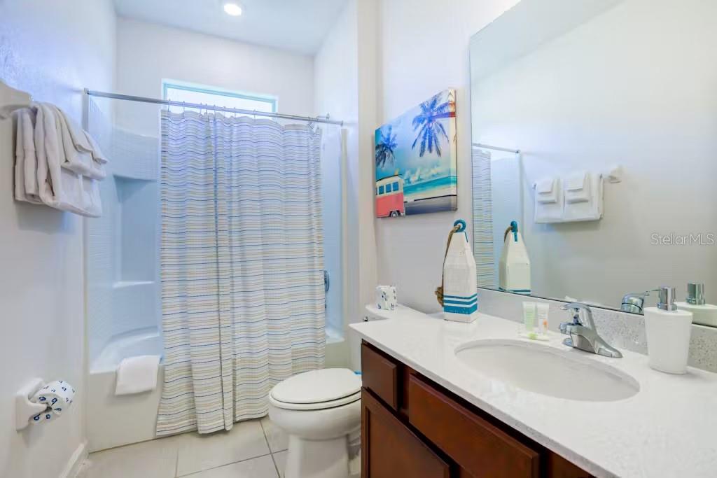 VERANDA PALMS PH 2 - Residential