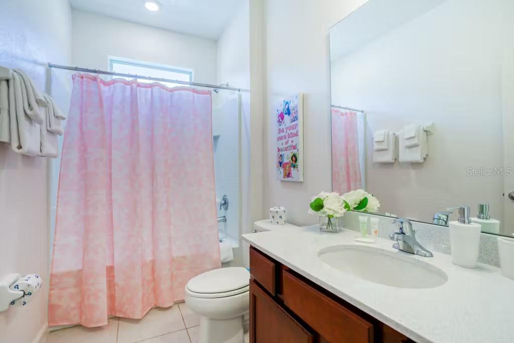 VERANDA PALMS PH 2 - Residential