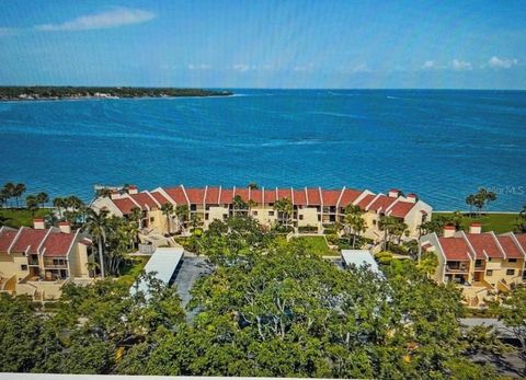 Photo of 7520 Sunshine Skyway Lane S #T18, St Petersburg, FL 33711 (MLS # TB8448650)