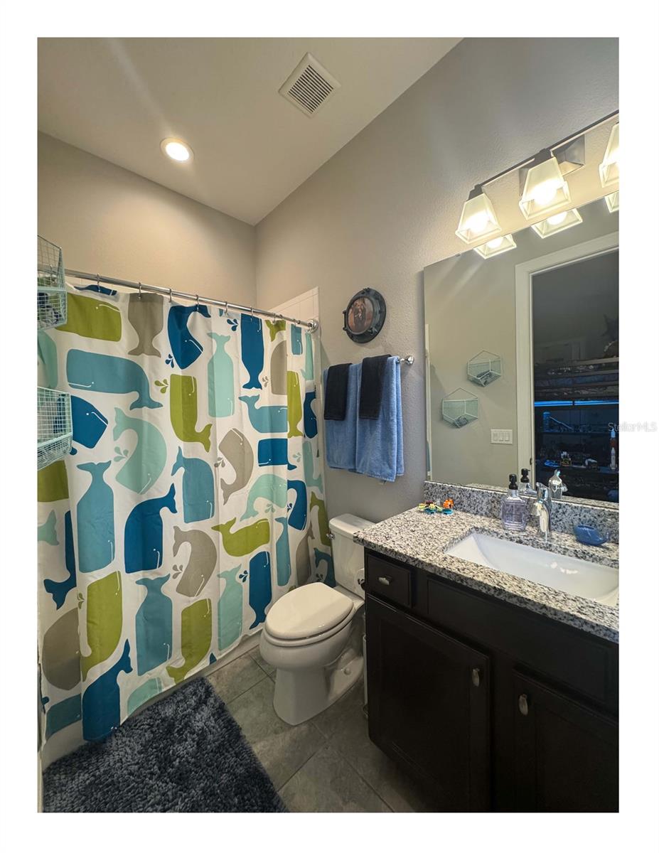 HEATHROW COUNTRY ESTATE - Residential