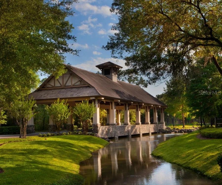 HEATHROW COUNTRY ESTATE - Residential