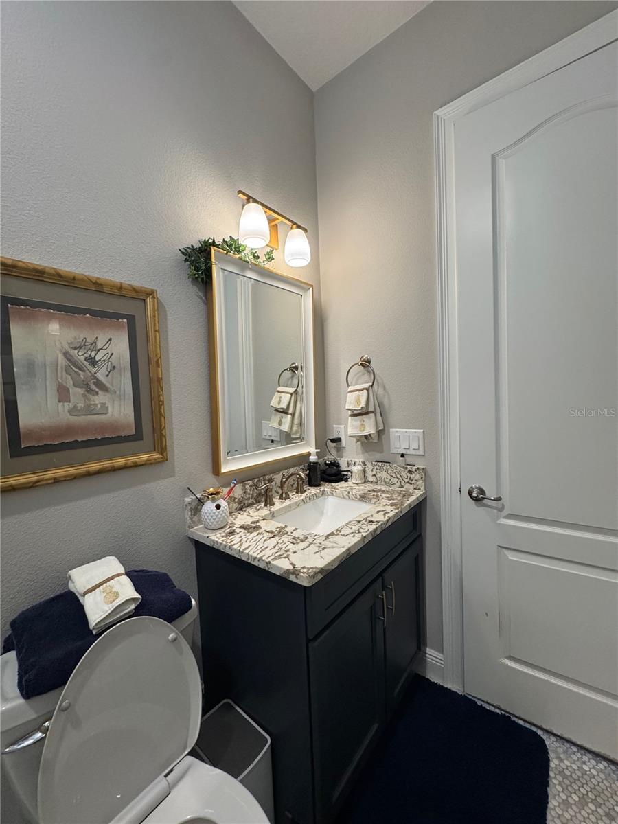 HEATHROW COUNTRY ESTATE - Residential