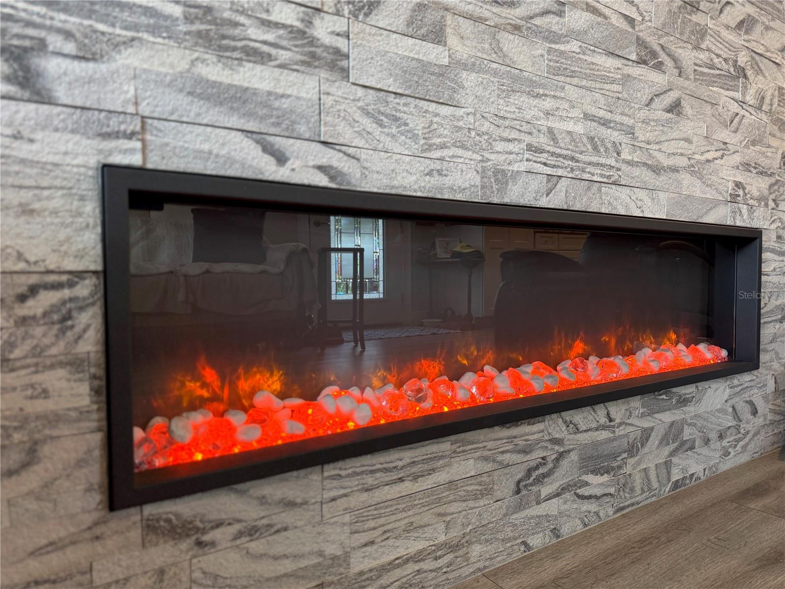 HEATHROW COUNTRY ESTATE - Residential