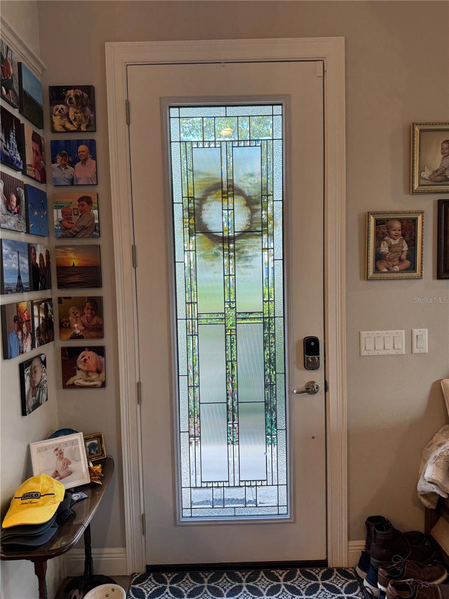 HEATHROW COUNTRY ESTATE - Residential