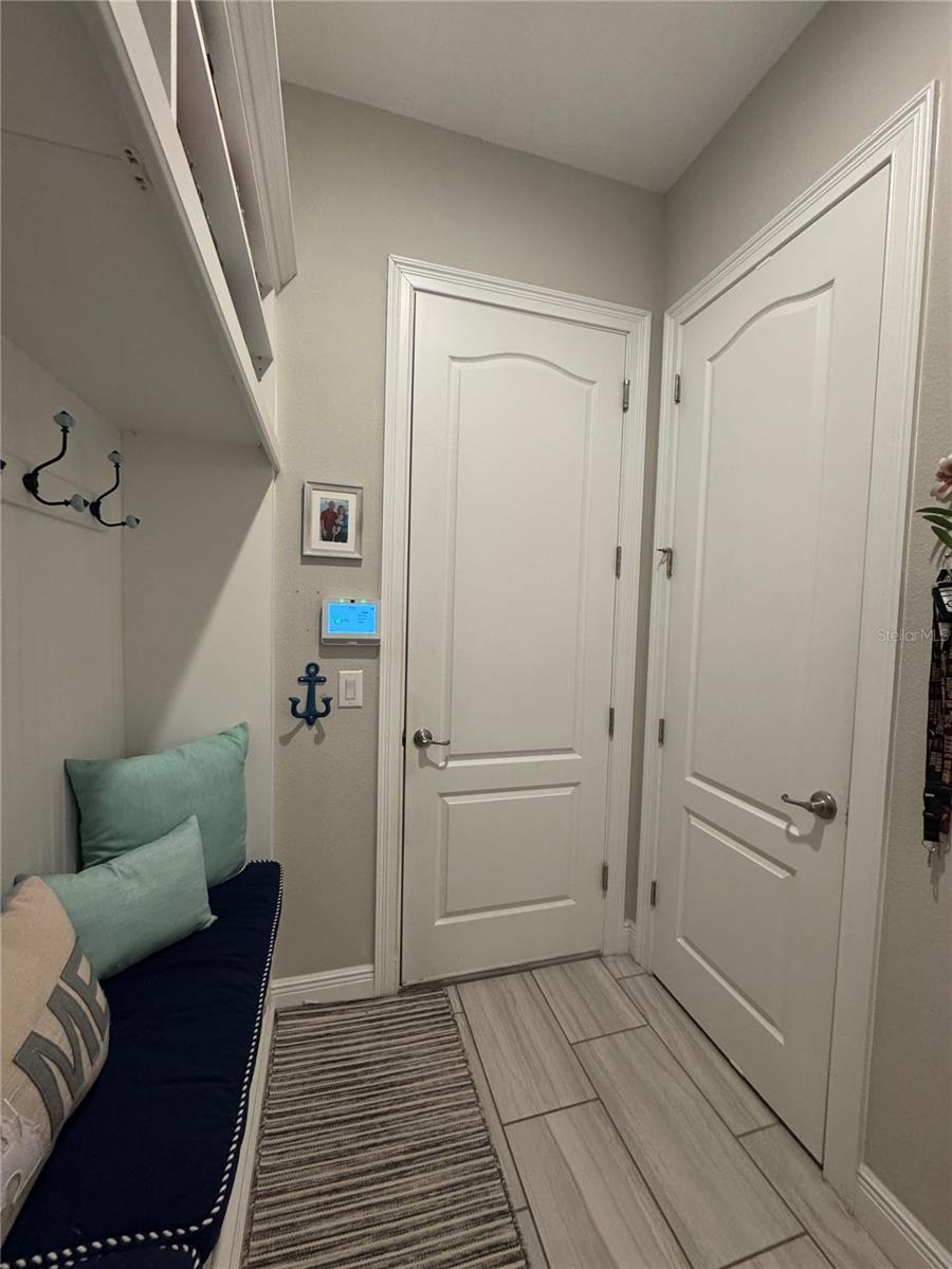 HEATHROW COUNTRY ESTATE - Residential