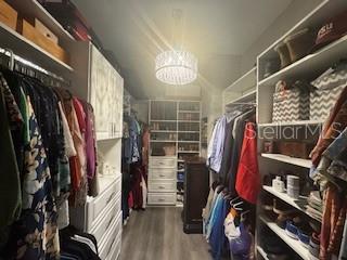 HEATHROW COUNTRY ESTATE - Residential