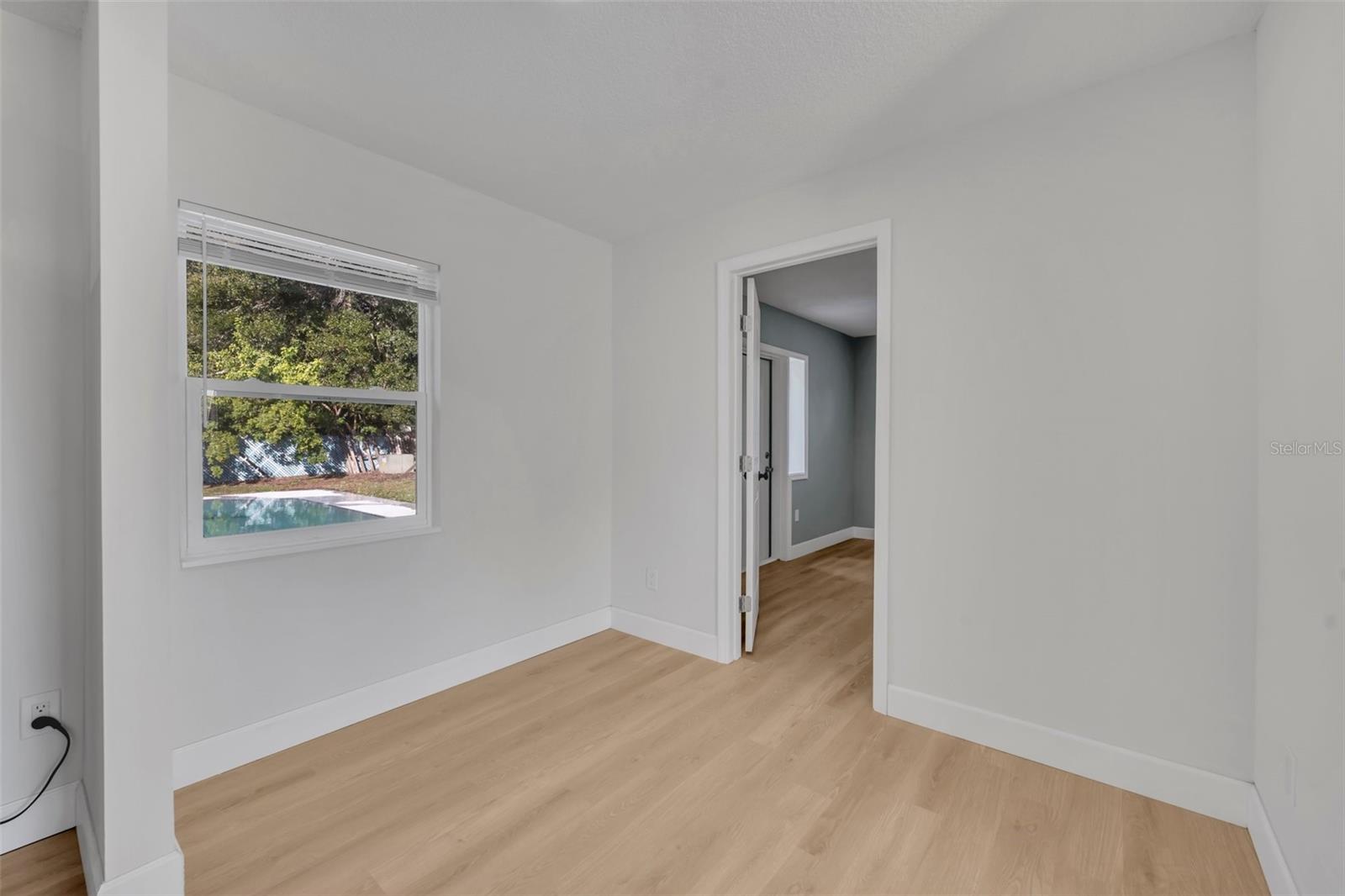 RIVIERA SHORES - Residential