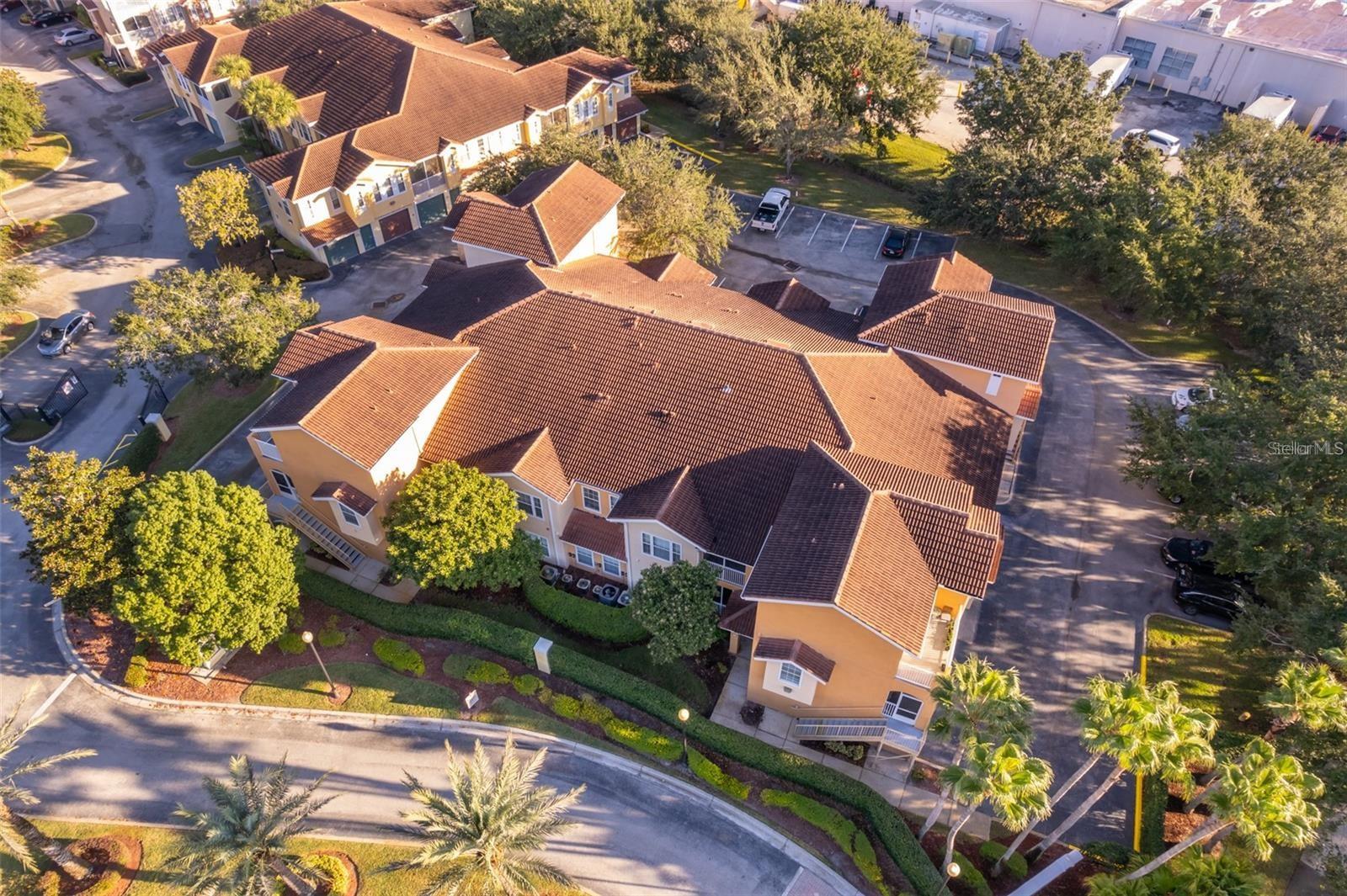 VILLANOVA AT HUNTERS CREEK - Residential