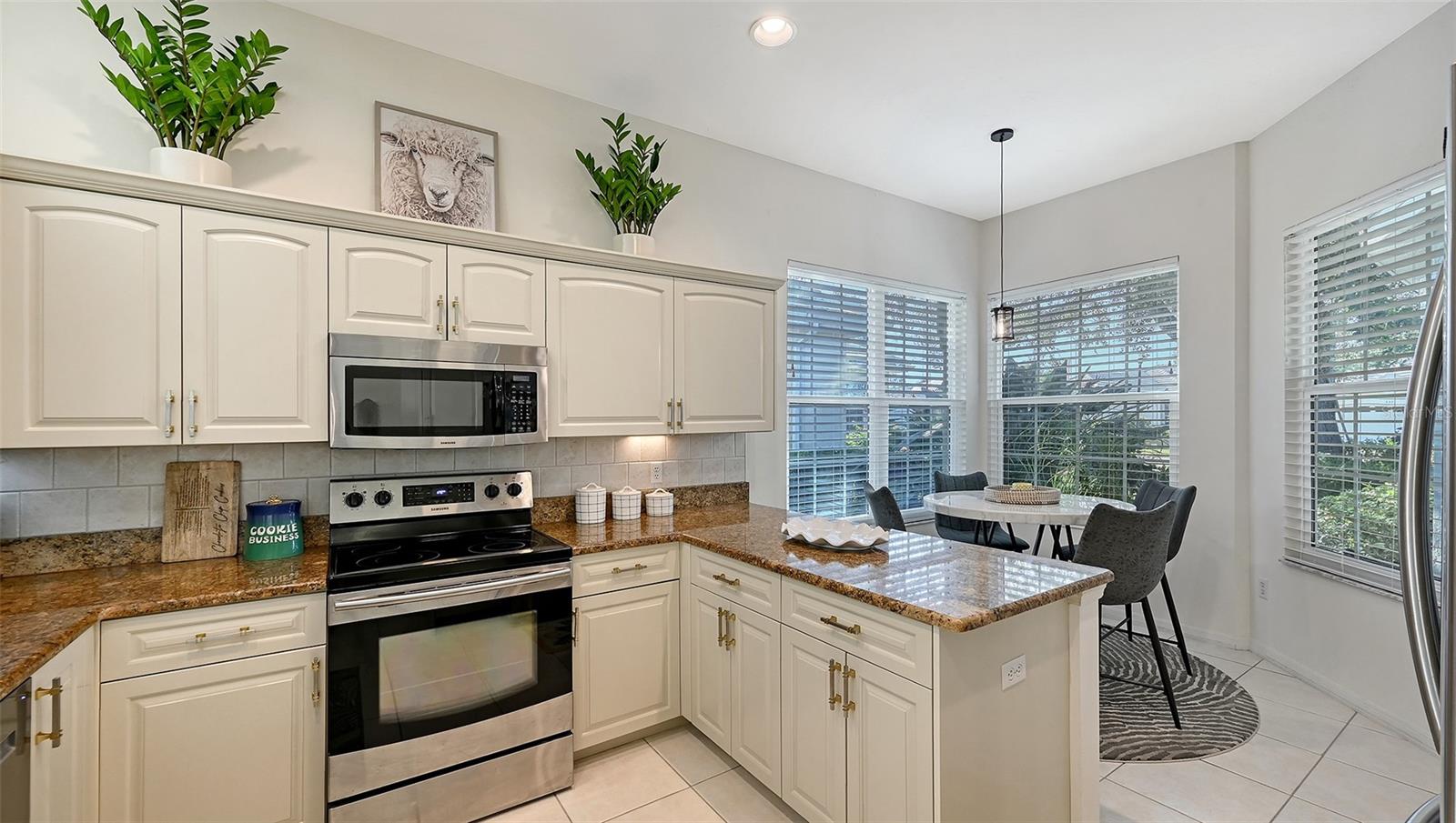 VENICE GOLF & COUNTRY CLUB - Residential