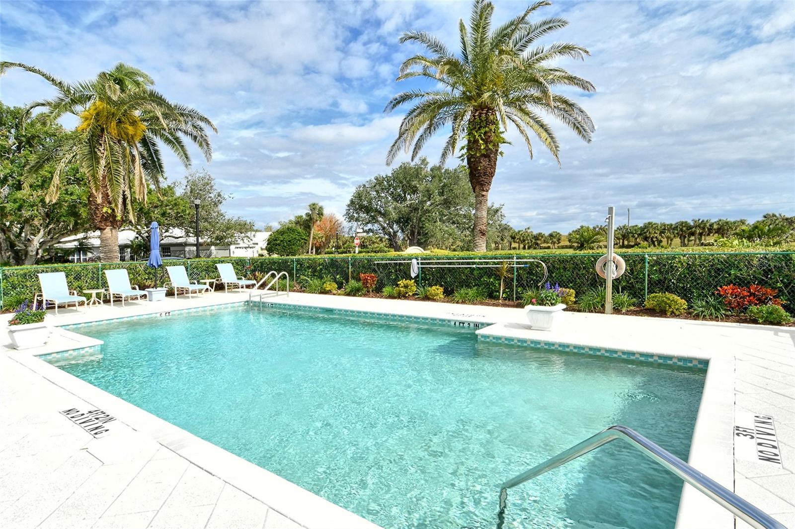 VENICE GOLF & COUNTRY CLUB - Residential